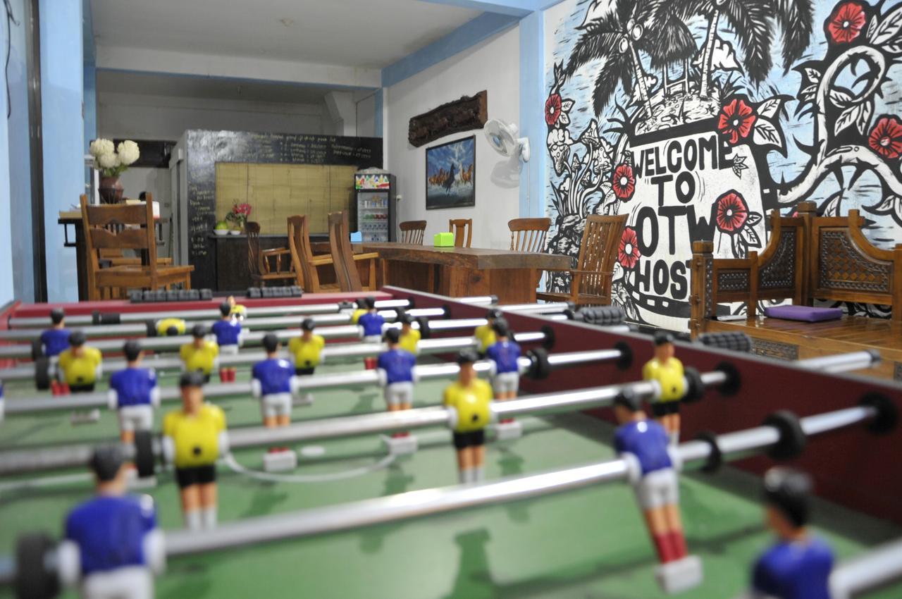 Oseania Hostel Senggigi Extérieur photo